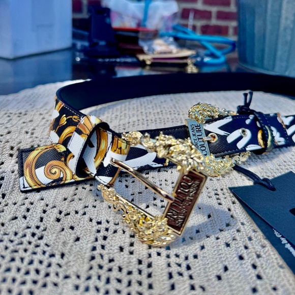 NWT Versace Belt Jeans Couture Collection, Black & Yellow with Gold Buckle, 90cm main image 4
